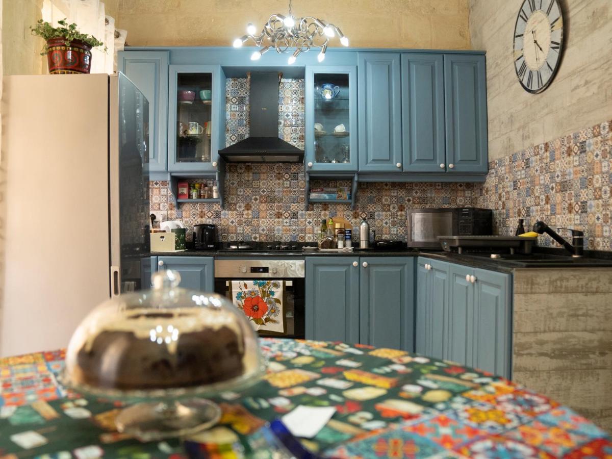The Knight - Heritage & Art Home At Birgu Square Екстериор снимка