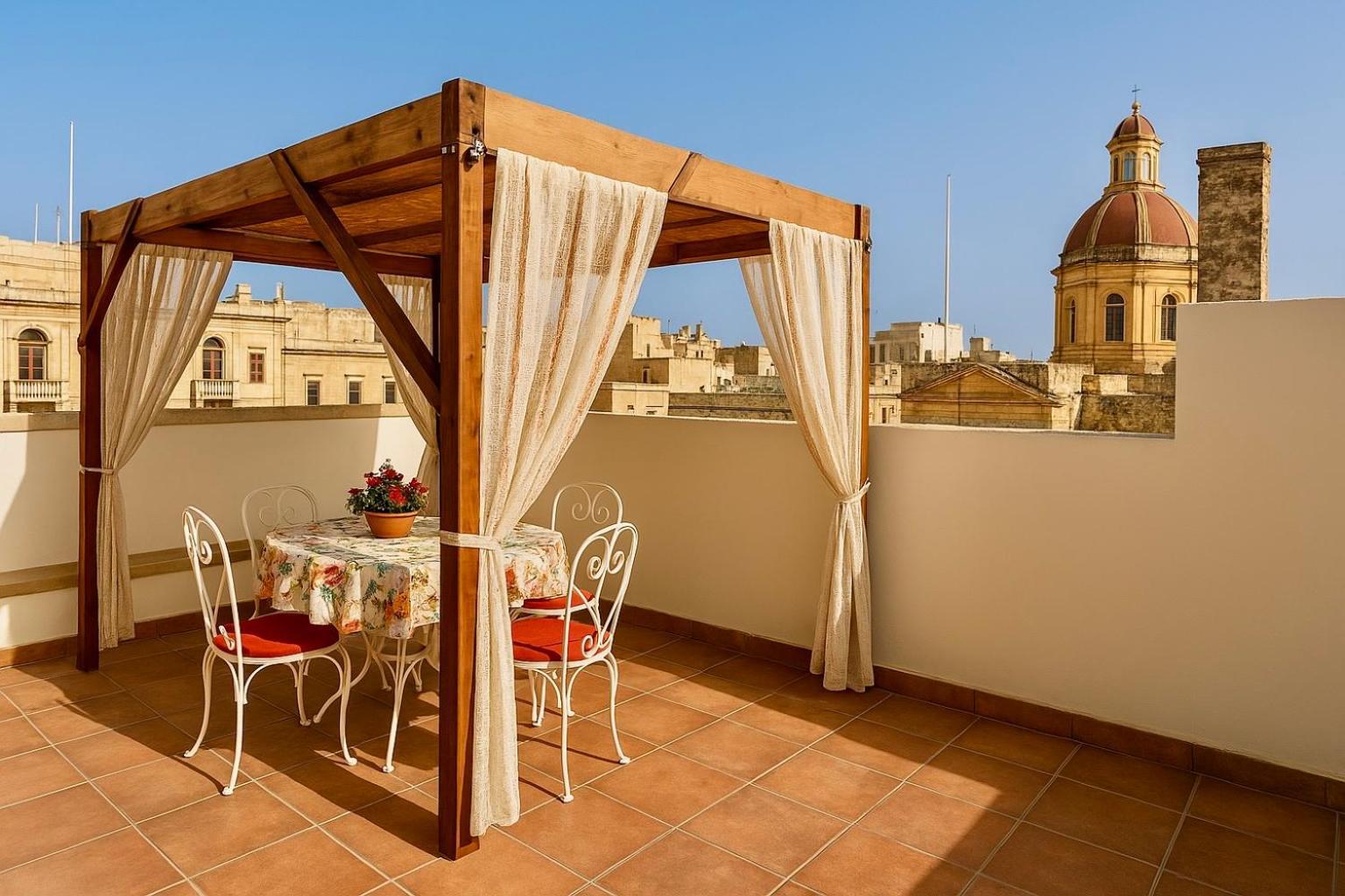 The Knight - Heritage & Art Home At Birgu Square Екстериор снимка